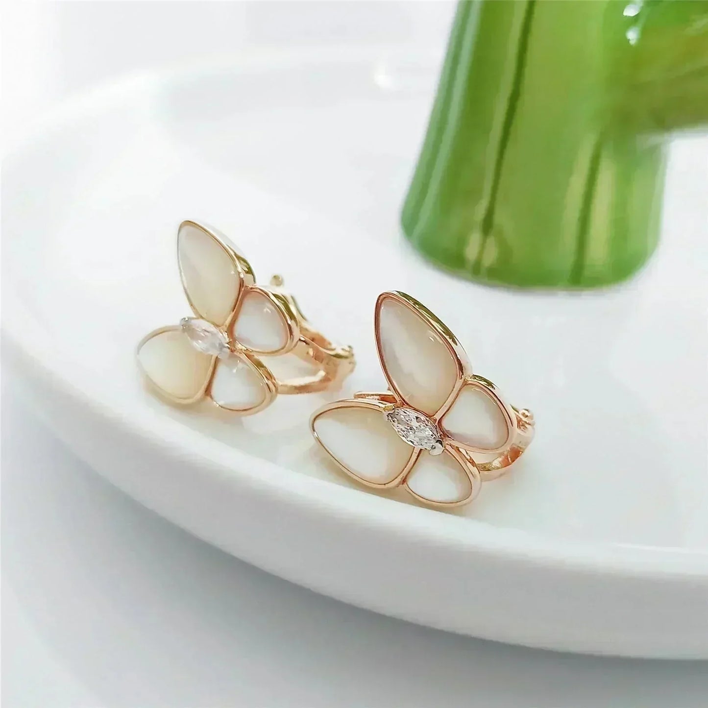 Miro BUTTERFLY MOP DIAMOND EARRINGS