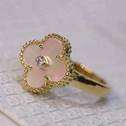 Miro CLOVER PINK MOP RING GOLD DIAMANT