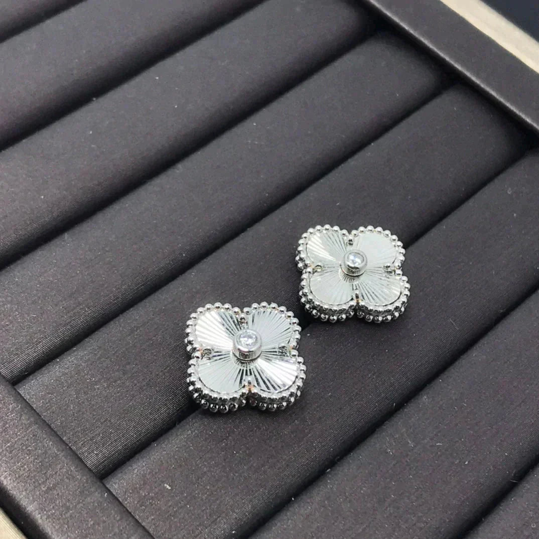 Miro CLOVER MINI 9,5MM LASER-OHRRINGE