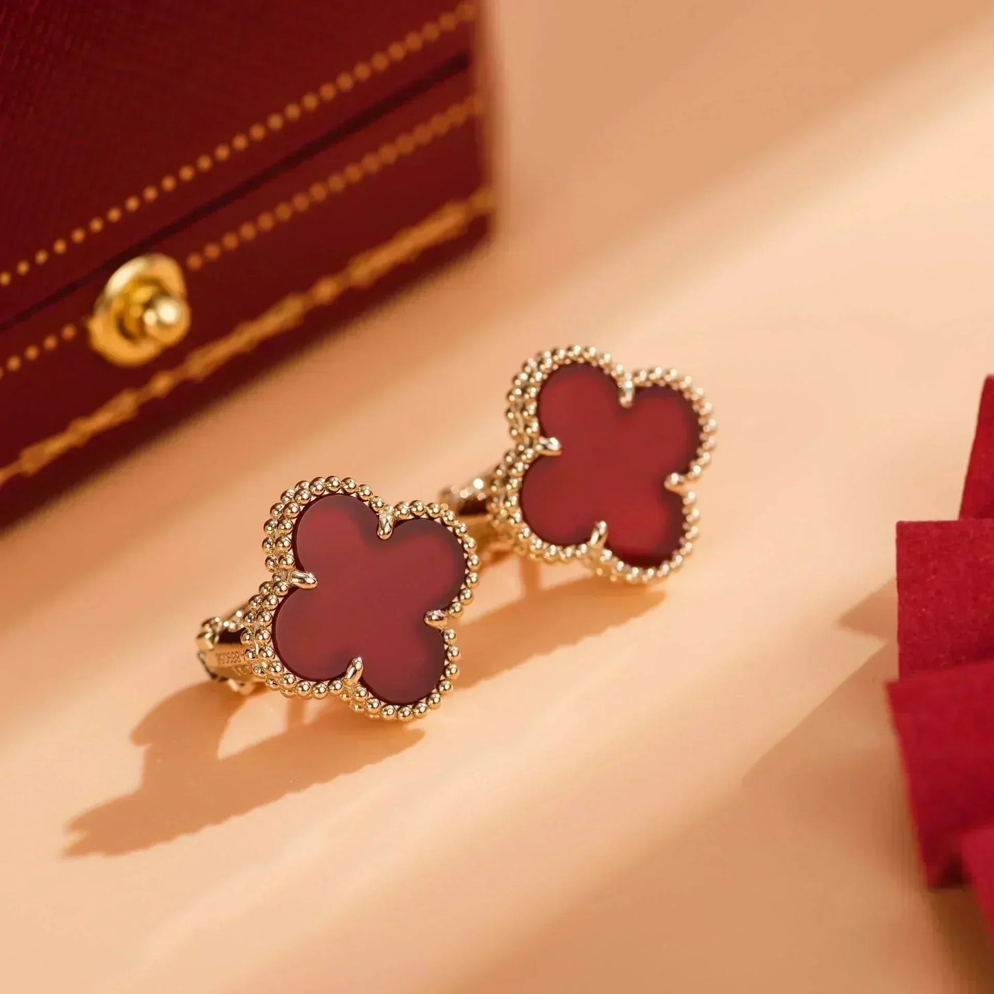 Miro CLOVER MEDIUM 1 MOTIFS CARNELIAN  EARRINGS