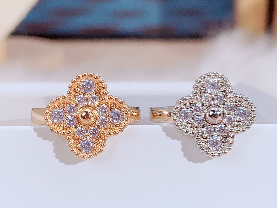 Miro CLOVER DIAMANTENRING