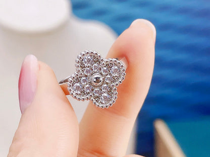 Miro CLOVER DIAMANTENRING