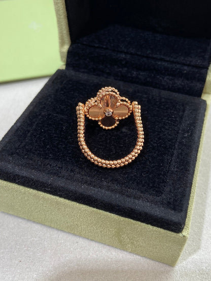 Miro CLOVER WENDERING ROSE GOLD