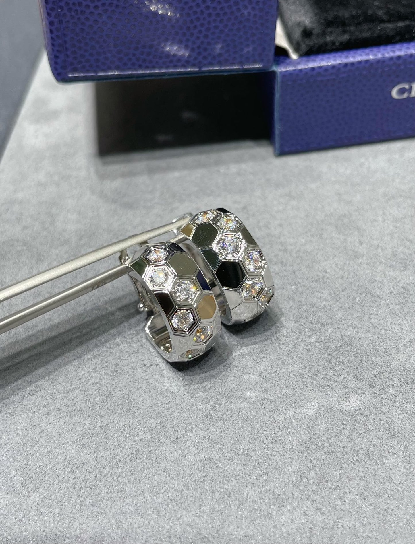 Miro BEE LOVE DIAMOND CREOLEN