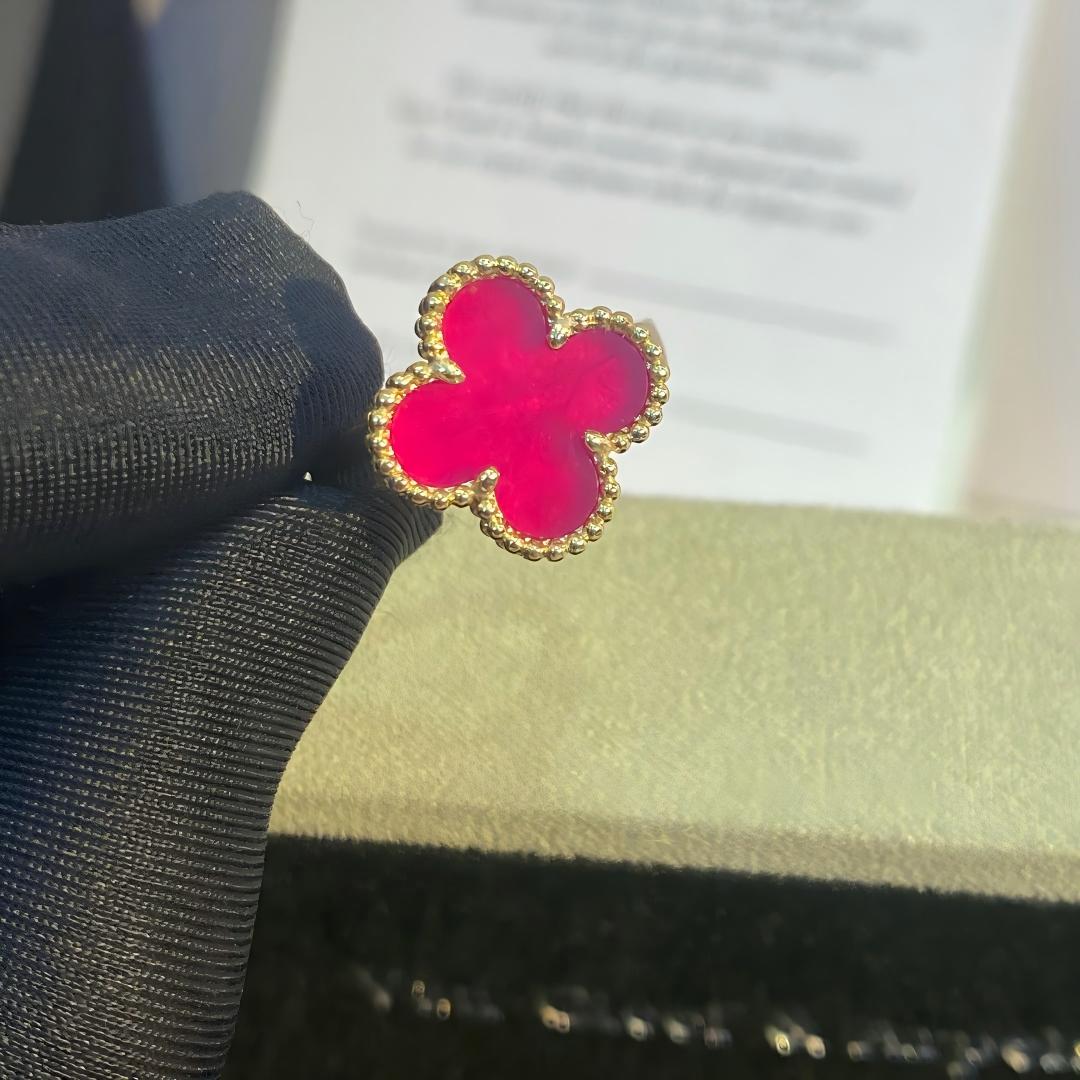 [Miro]NEW CLOVER PINK ENAMEL RINGS