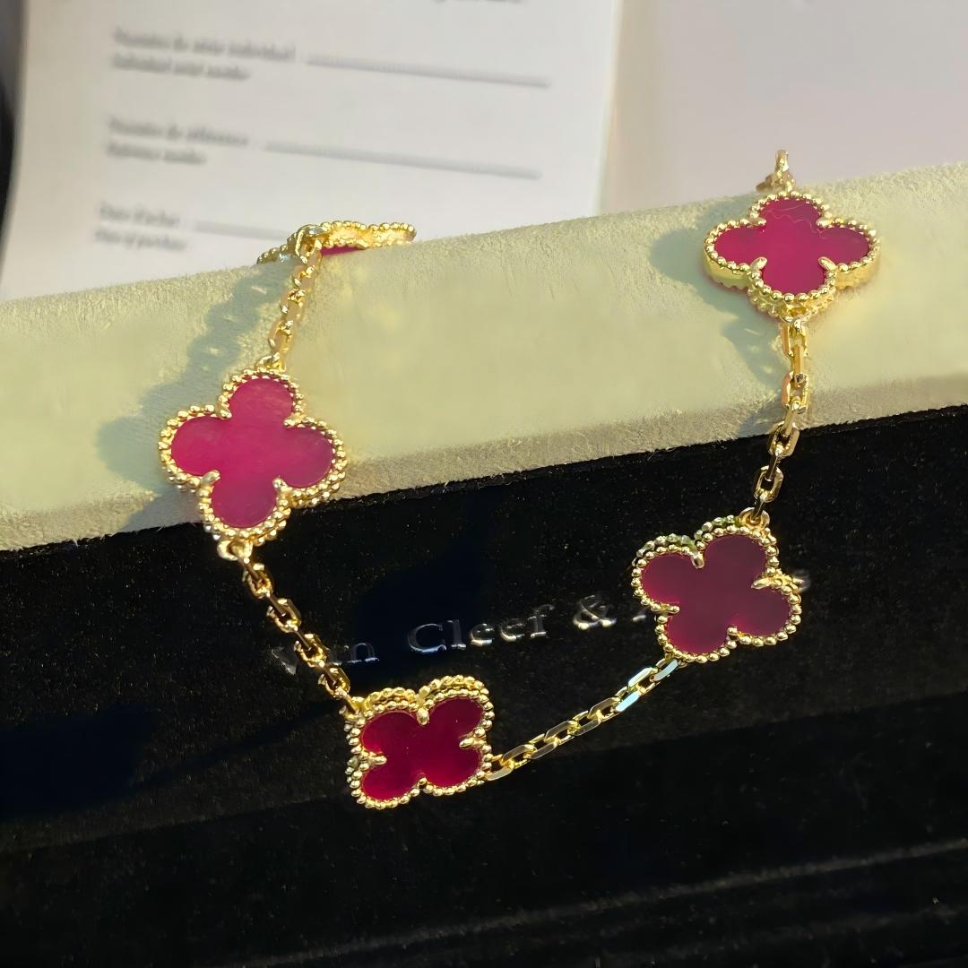 [Miro]NEW CLOVER 5 MOTIFS PINK ENAMEL BRACELET
