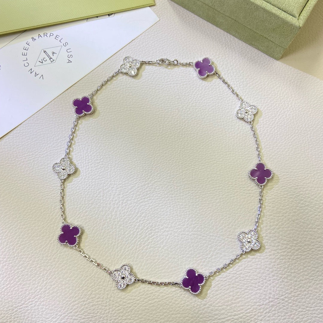 Miro CLOVER 10 MOTIFS VIOLETTER RAUTENHALSSCHMUCK