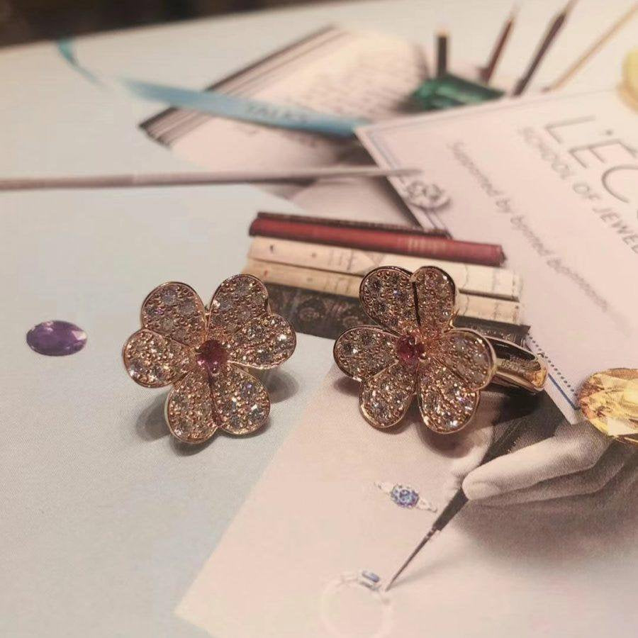 Miro FRIVOLE ROSÉGOLD BLUMEN DIAMANT OHRRINGE