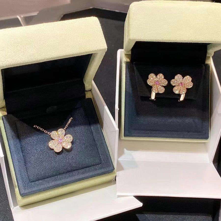 Miro FRIVOLE ROSE GOLD FLOWER DIAMOND NECKLACE