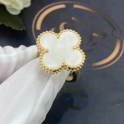 Miro CLOVER WHITE WISCHRING