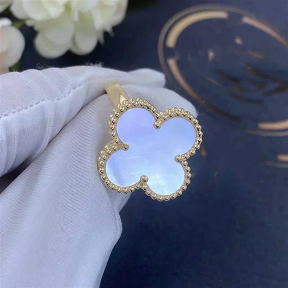 Miro CLOVER WHITE WISCHRING