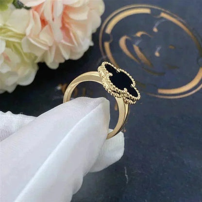 Miro CLOVER ONYX RING