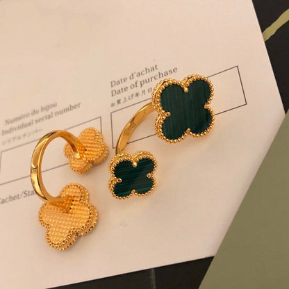 Miro CLOVER ZWISCHEN DEN FINGER-RING